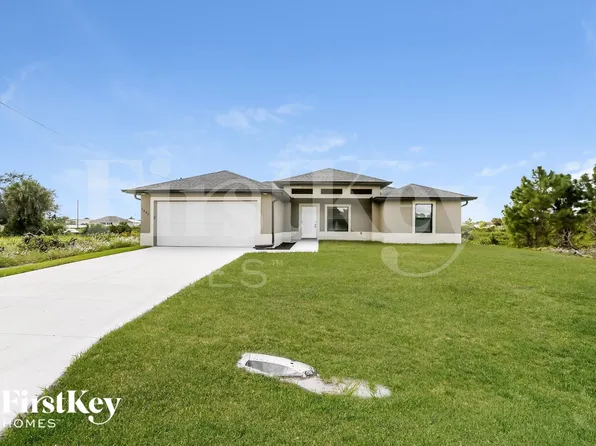 2807 19th St SW, Lehigh Acres, FL 33976