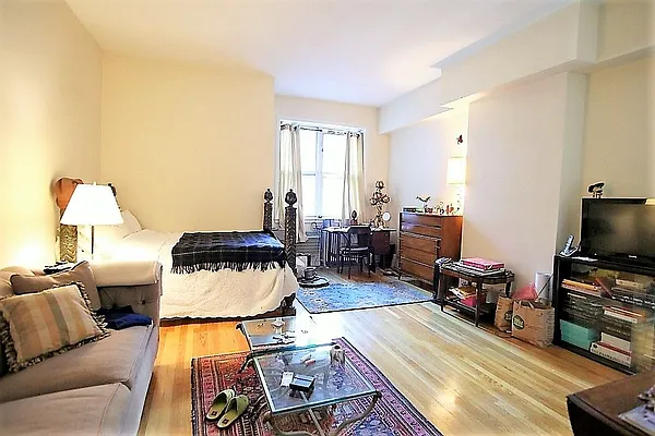 Rented by JK Dansar Corp | media 12