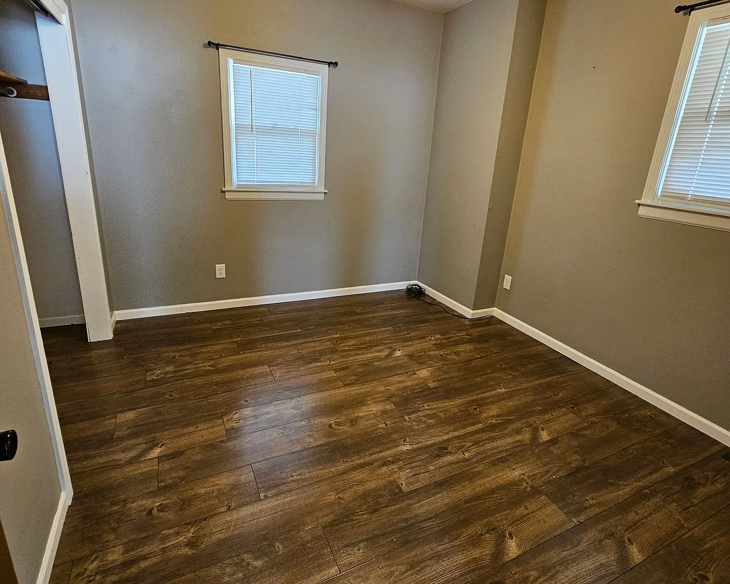 1118 N Adams St — Photo 3