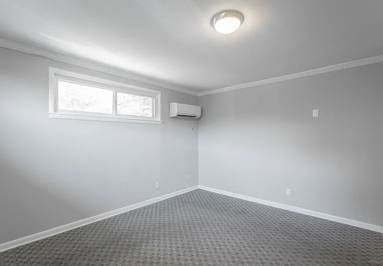 719 McGowan Ave — Photo 1