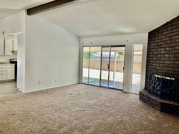 4th image of 1825 Silver Oak Way