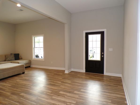 407 Green St, Belton, SC 29627