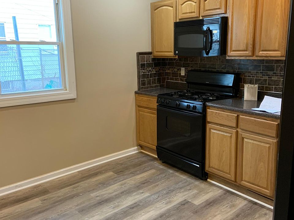 1st image of 64 9th Ave #1