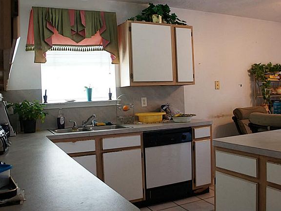 4th image of 18007 Keller Forest Ct