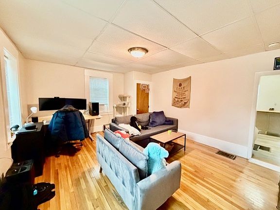 5th image of 107 Brookline St #4