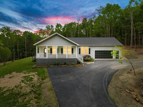 904 Dusty Rock Rd NW, Riner, VA 24149