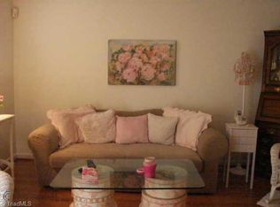 5713D Bramblegate Rd, Greensboro, NC 27409