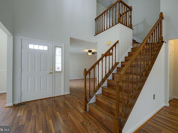 3rd image of 14224 Greenview Dr
