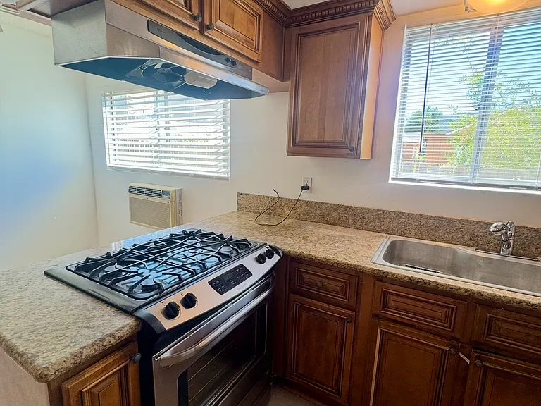 10446 Kailua Ln #2 — Photo 1