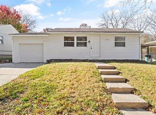 4450 N Tracy Ave, Kansas City, MO 64116