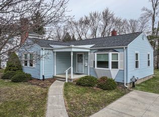 11833 Stuart St, Grand Blanc, MI 48439