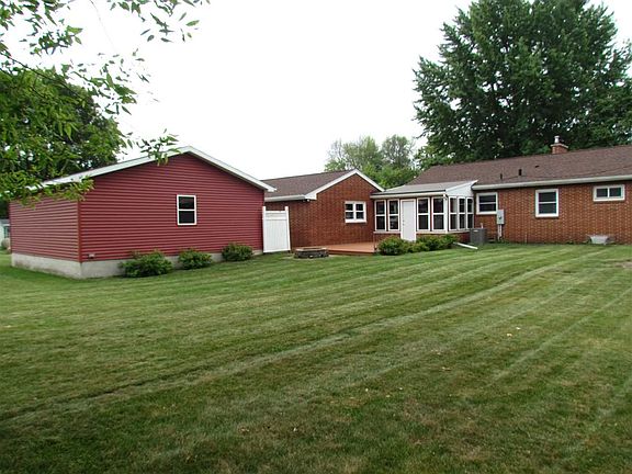 5th image of 2112 Valley High Dr