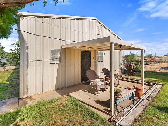 2nd image of 309 Fritch Dr