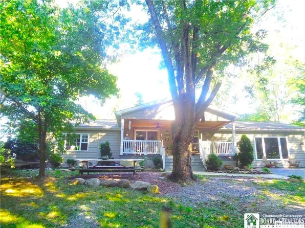 157 Lake Ave, Brocton, NY 14716