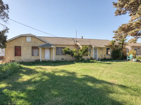 8930 Rice Rd, Oakdale, CA 95361