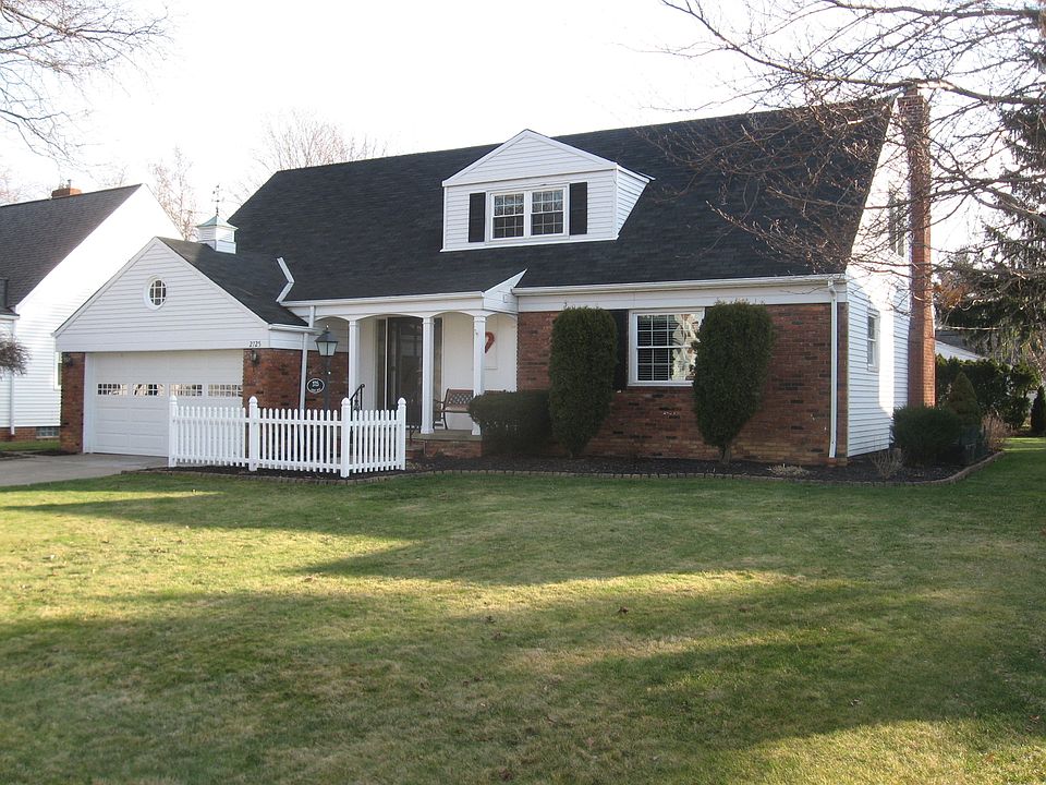 1st image of 2725 Gibson Dr