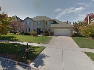 3715 Falkner Dr, Naperville, IL 60564