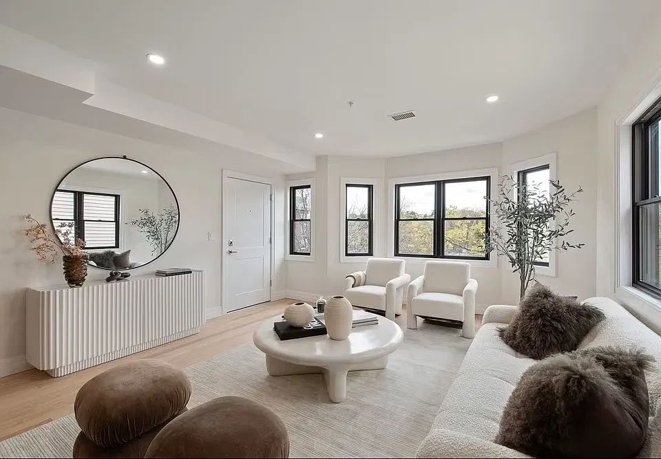 72 Hyde Park Ave #5