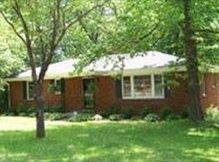 953 Norman Dr, Clarksville, TN 37040