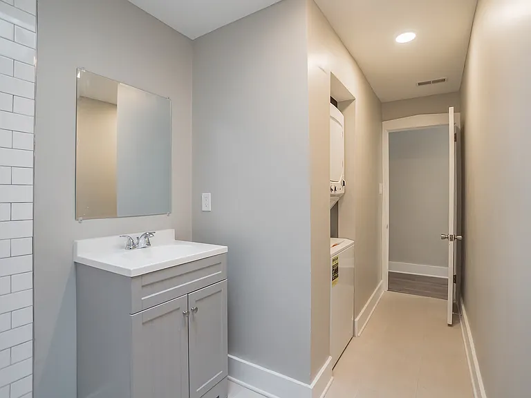 868 Haddon Ave #2 — Photo 4