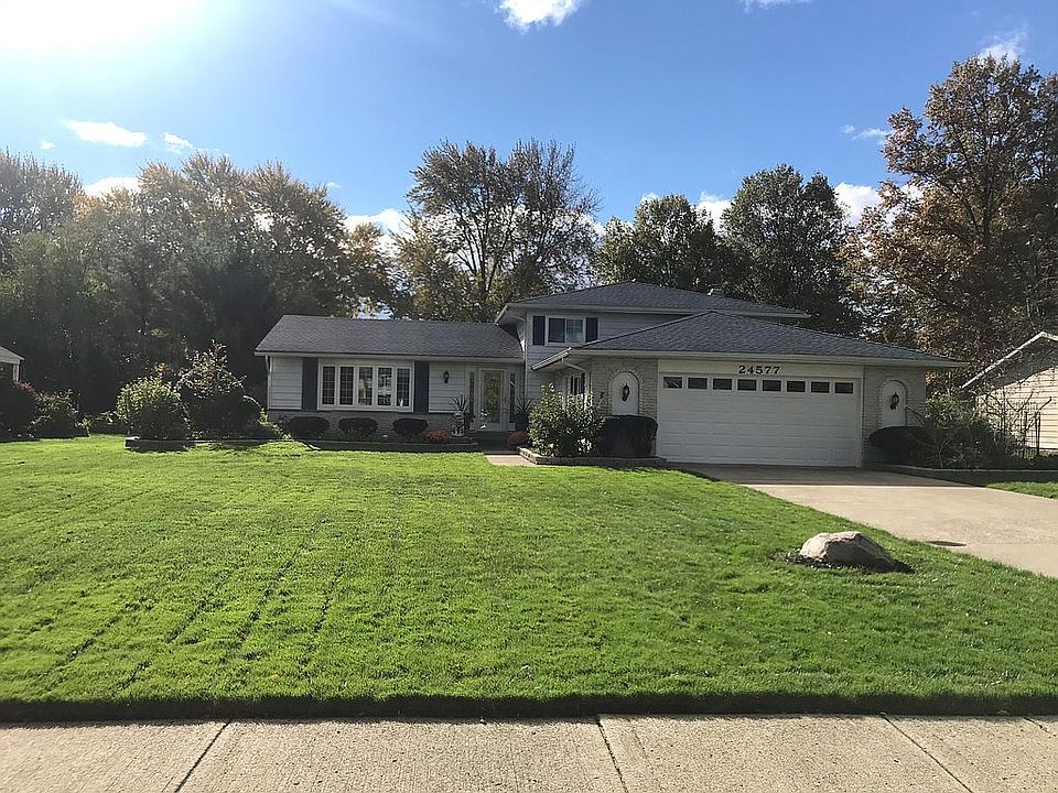 2nd image of 24577 Meadow Ln
