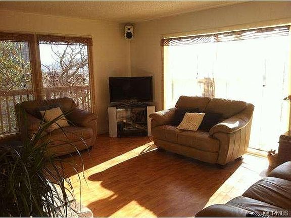 5th image of 18411 Lakeridge Cir