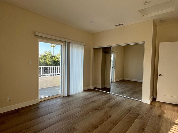 3rd image of 6159 Auckland Ave #6159