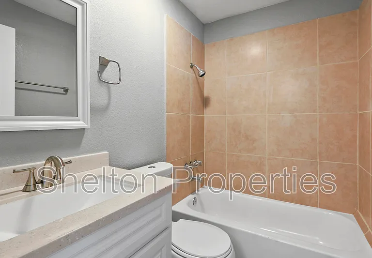 1747 E Virginia Ave #4 — Photo 10