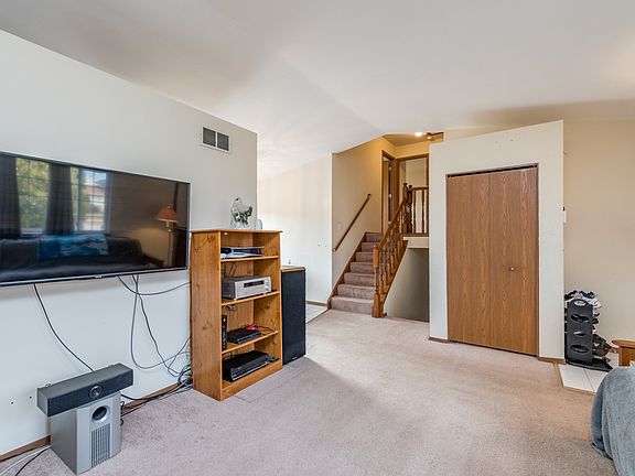 4th image of 3096 W Newcastle Ct