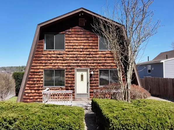 21-21 Beach Dr #22, West Brookfield, MA 01585