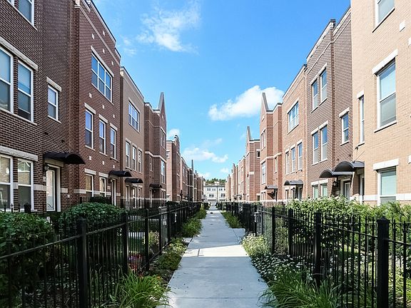 2nd image of 955 W 37th St Unit 5