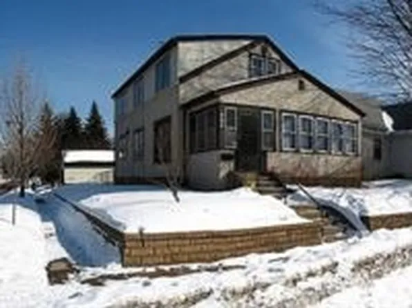 998 Ryde St, Saint Paul, MN 55103