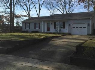 6 Evergreen Dr, Ocean View, NJ 08230