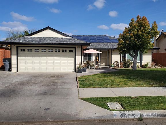 2nd image of 2805 Driftwood Dr