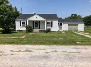 305 N Center St, Center, MO 63436