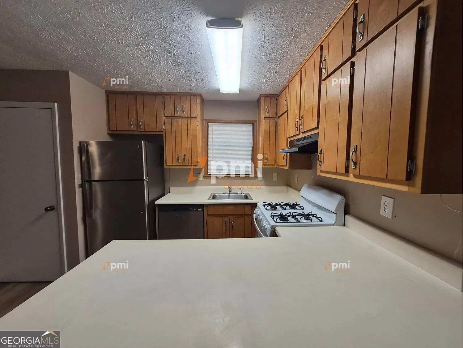 5867 Sheldon Ct — Photo 3
