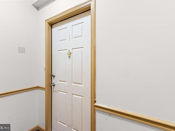 4th image of 1601 Homeland Dr Unit 1A