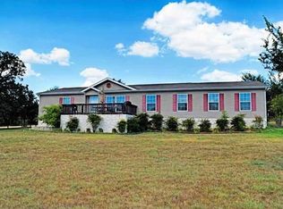 575 Catfish Ln, Lockhart, TX 78644