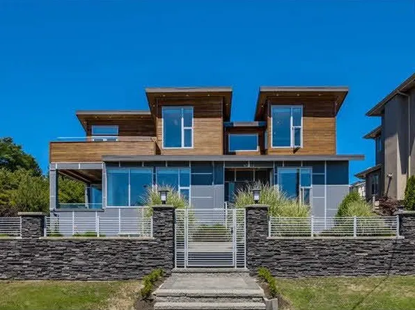 4505 Neville St #Basement, Burnaby, BC V5J 2G9