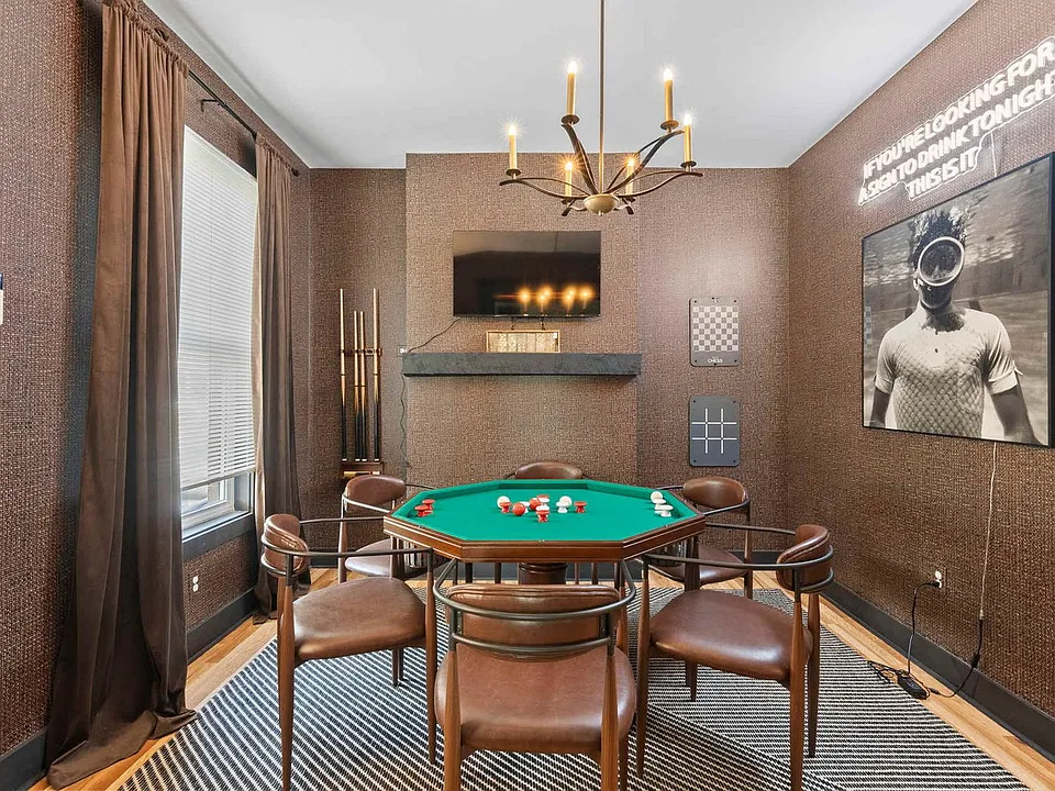 Building's Lounge