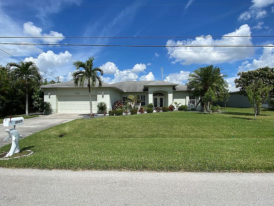 1st image of 2225 SE 15th St