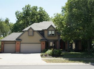 2222 Briggs Rd, Dayton, OH 45459