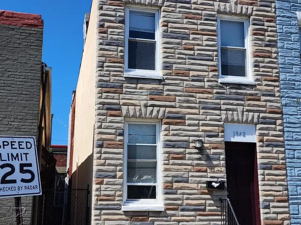 1942 McHenry St, Baltimore, MD 21223