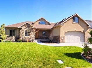 3732 W Salinas Dr, Riverton, UT 84065
