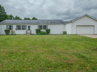 75280 28th St, Lawton, MI 49065