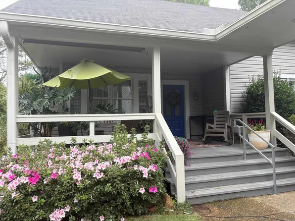 5201 Fairway Ave APT 13, North Little Rock, AR 72116