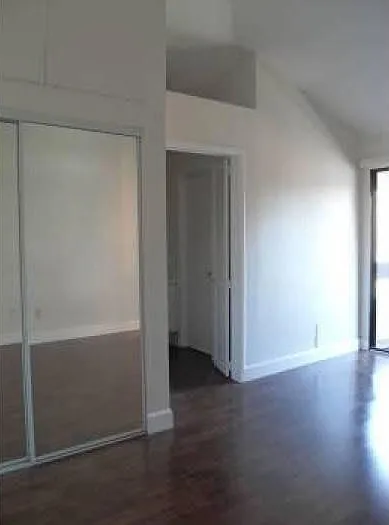 355 S Marengo Ave #409 — Photo 8