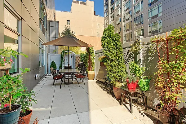 Sold by Corcoran | media 4