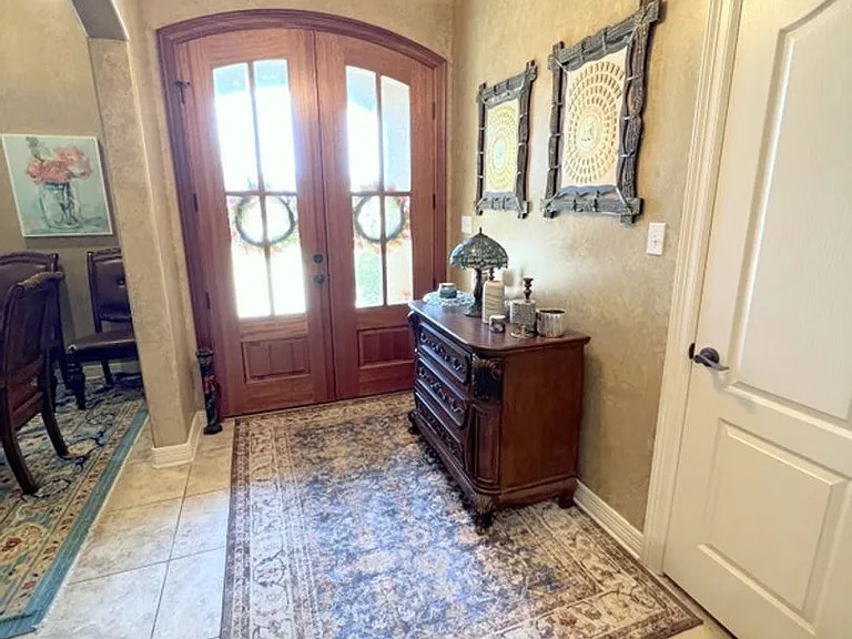 615 Picketts Mill Dr — Photo 3