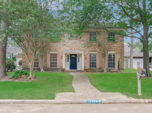 12010 Fawnview Dr, Houston, TX 77070